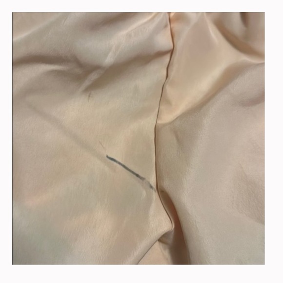 Size 2 Nike shorts - Picture 2 of 2